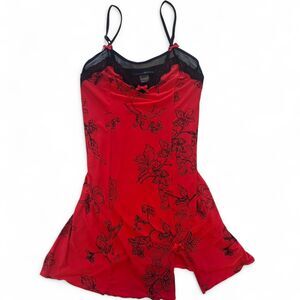 Studio Donatella floral sleep dress!